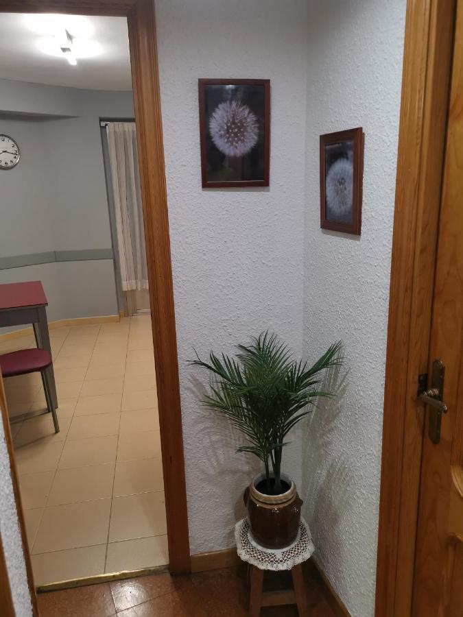 Comoda Vivienda En Huesca Exterior photo